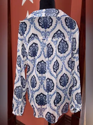 Zara Blue and White Paisley Button-Up Blouse thumbnail 6