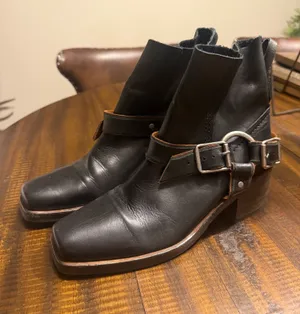 We The Free Boots thumbnail 1