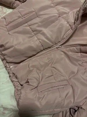 cropped pink puffer jacket amazon thumbnail 3