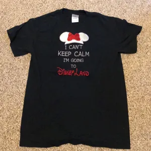 BUNDLE 3 Tanks 1 Shirt Maleficent Ralpunzel Ariel Little Mermaid Disneyland sz S thumbnail 2