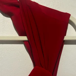 Scarlett size 14 sexy formal dress‎ Glam, baddie, formal thumbnail 4