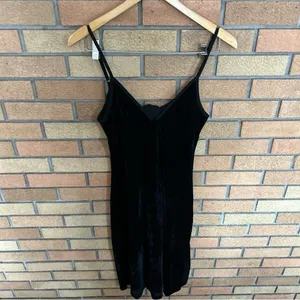NWT Band of the Free Girl Crush Black Velvet Slit Strappy Midi Dress Size Small thumbnail 3