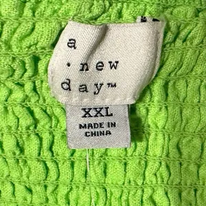 Women’s XXL "A New Day" Ruffled Crop Top, Off the Shoulder, Lime Green XXL thumbnail 6