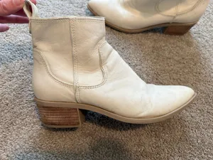 DV by Dolce Vita white booties thumbnail 4