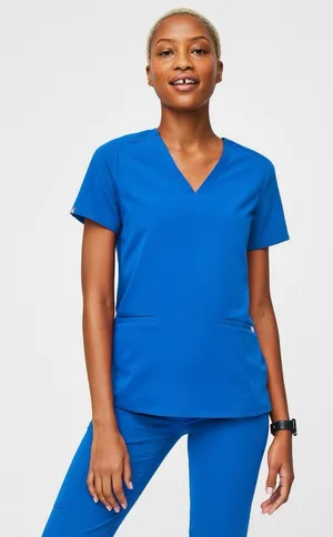 FIGS Casma Three Pocket Scrub Top thumbnail 1