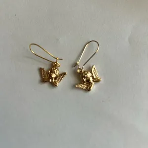 3/$20 Gold Tone Angel Cupid Long Drop Dangling Earrings thumbnail 2