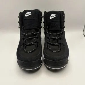 Nike Womens‎ City Classic Boots DQ5601-001 Size 6.5 Black New thumbnail 2