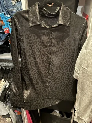 SheIn Black leopard silk button down thumbnail 1
