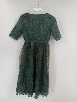 JESSAKAE Eve‎ Wintergreen Dress Floral embroidered midi forest green size small thumbnail 4