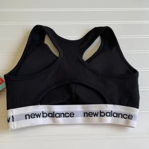 New Balance Sports Bra Size S NWT thumbnail 2