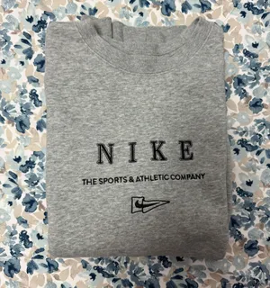 Nike Sportswear Crew Neck Sweatshirt thumbnail 1