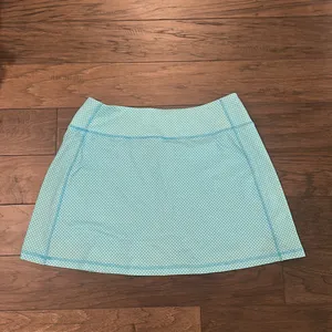 NWT Vineyard Vines Factory Whale Print Athletic Skort Sz L thumbnail 4