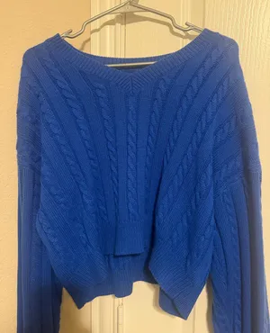 Shein Sweater Cropped thumbnail 1
