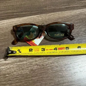 Stylish Tortoiseshell Sunglasses Brown thumbnail 2