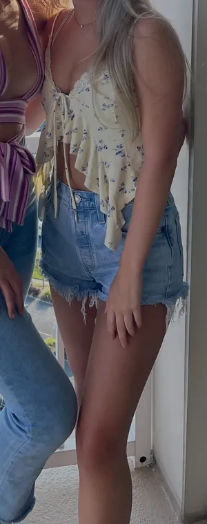 Urban Outfitters Top thumbnail 3