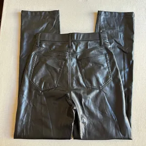 Abercrombie & Fitch High Rise 90s Straight Vegan Black Leather Pant thumbnail 5