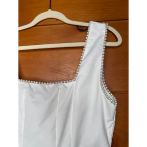 NWT Lulus Pure Hearted White Pearl Square Neck Sleeveless Mini Dress Cocktail M thumbnail 3