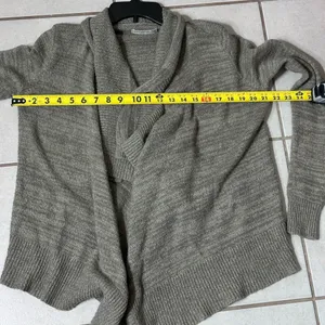 Abercrombie & Fitch Women Gray/Beige Open Cardigan Sweater‎ size XS/S. thumbnail 8