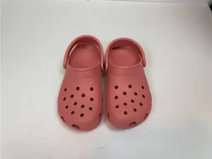 Crocs Classic Clog in Strawberry Wine M5 W7 Unisex Comfort Shoes thumbnail 11
