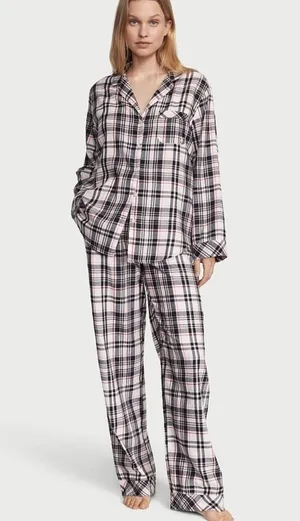 Victoria’s Secret Pajama Set thumbnail 1