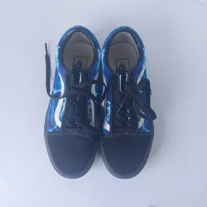 Van’s Black Blue Lightning Barely Worn Mens 5.5 Womens 7 thumbnail 3