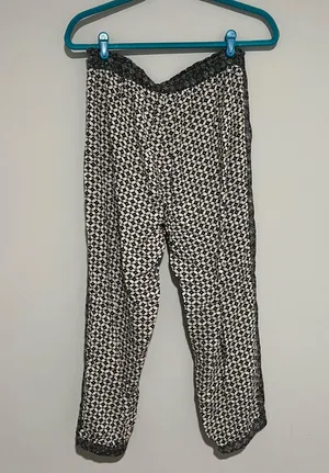American Eagle White Black Soft Pants Joggers thumbnail 3