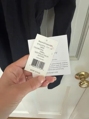 Beyond Yoga Dark Long Sleeve Activewear Top — XS NWT thumbnail 4