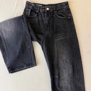 Zara TRF Size 0 Washed Black Barrel Leg Jeans Y2K Skater 100% Cotton thumbnail 10