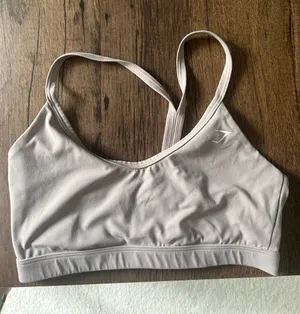 Gymshark Women's Seamless Sports Bra in Light Taupe thumbnail 1