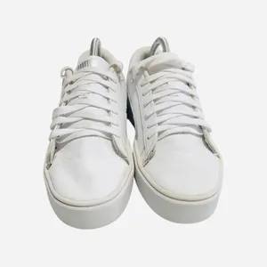 Puma Platform V3 Rose Embroidered Pop Up Sneakers size 8 thumbnail 3