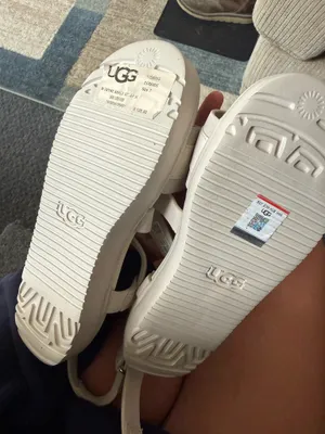 UGG Women’s Sandals thumbnail 5