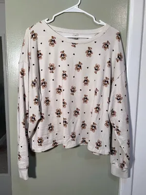 American Eagle Women’s Size Large Lounge Sweatshirt Beige Teddy Bear Print Heart thumbnail 3