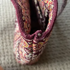 Vera Bradley Retired Medallion Burgundy Scroll Purse thumbnail 9