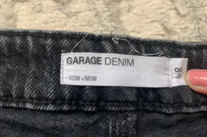 Garage Black Mom Jeans thumbnail 3