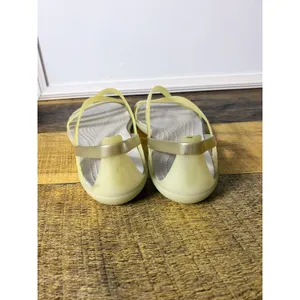 Crocs Sandals Womens 4 Isabella Pale Yellow Gold Strappy Slip On‎ Gladiator thumbnail 7