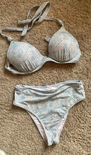 Shade And Shore Bikini thumbnail 1