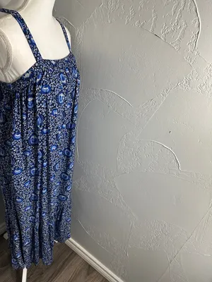 Old Navy Blue Floral Tie-Back Maxi Dress thumbnail 4