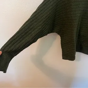 Pink Rose Women's Size Medium Dolman Sleeve Sweater Dark Olive Green Textured‎ thumbnail 5