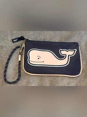 Vineyard Vines Iconic Pink Whale Wristlet thumbnail 2