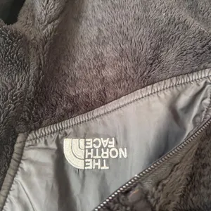 The North Face Osito Hybrid Full Zip Hoodie Black Fleece Jacket Womens XS thumbnail 4