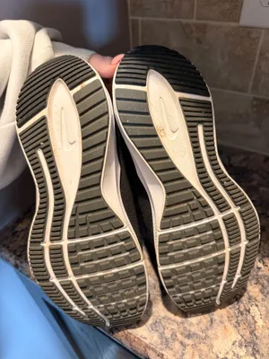 Nike Black Running Sneakers Size 8 thumbnail 6