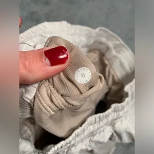 Lululemon athletica Light white/Cream Athletic Hotty hot shorts 6 thumbnail 12