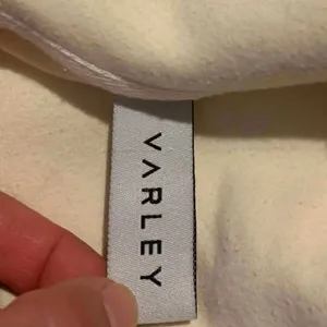 Varley Sweatshirt Women L Cream Cinch Waist Mock Neck Pullover Athleisure thumbnail 3