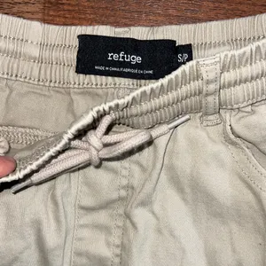 Refuge Light Gray Cargo Joggers thumbnail 2