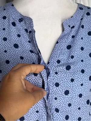 Talbots Light Blue And Navy Sleeveless V-Neck Polka Dot Tunic Size M thumbnail 6