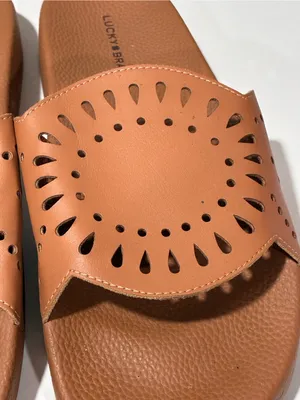 LUCKY BRAND Peetie Sandal In Cortado Eco Sheep Pu Brown Cutout Size 10 thumbnail 3