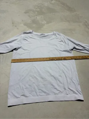 Lululemon white Long Sleeve Top thumbnail 4