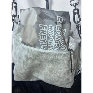 Suri‎ Frey Crossbody Shoulder Hobo Bag Purse Silver Vegan Tassel EUC thumbnail 7