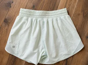 Women's Lululemon Athletic Shorts Size 4 Light Green thumbnail 1