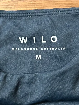 Wilo The Label High-Neck Sports Bra Size Medium thumbnail 3